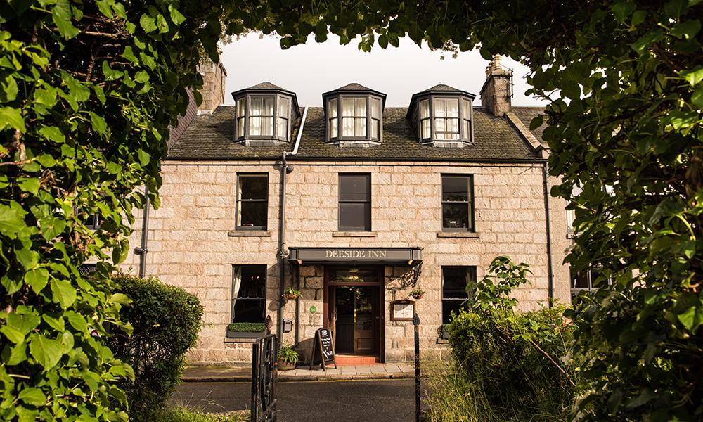 Hotel Balmoral Arms Ballater Exteriér fotografie
