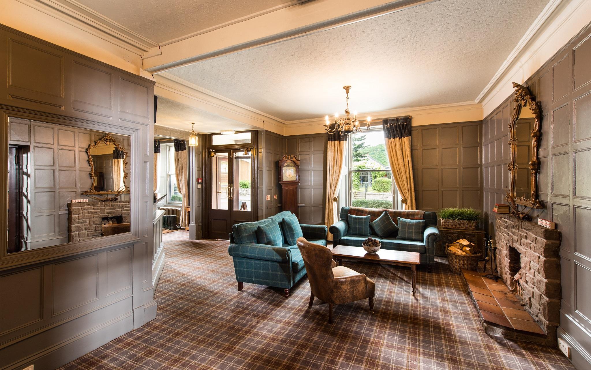 Hotel Balmoral Arms Ballater Exteriér fotografie