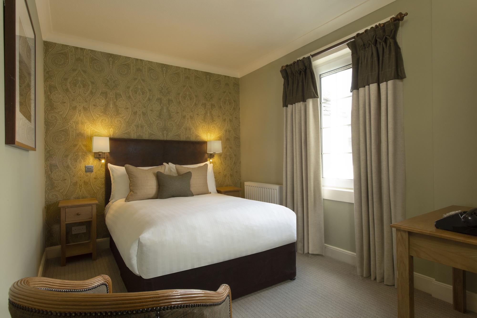 Hotel Balmoral Arms Ballater Exteriér fotografie