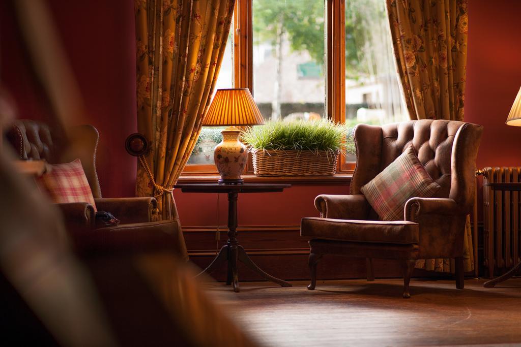 Hotel Balmoral Arms Ballater Exteriér fotografie